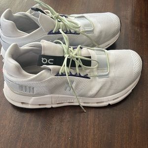 MEN'S ON CLOUDNOVA RUNNING SHOES S8